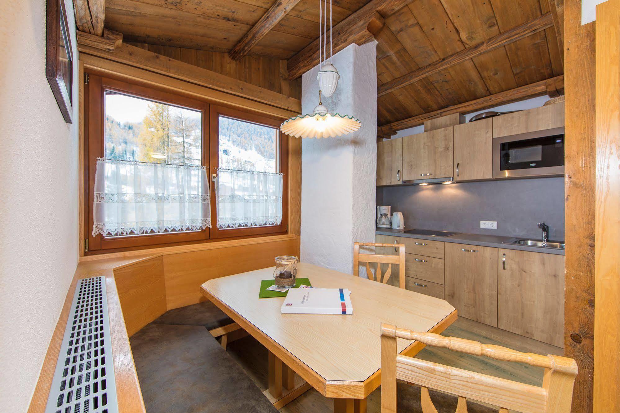 Vizensn Living Hotel Solden Exterior photo